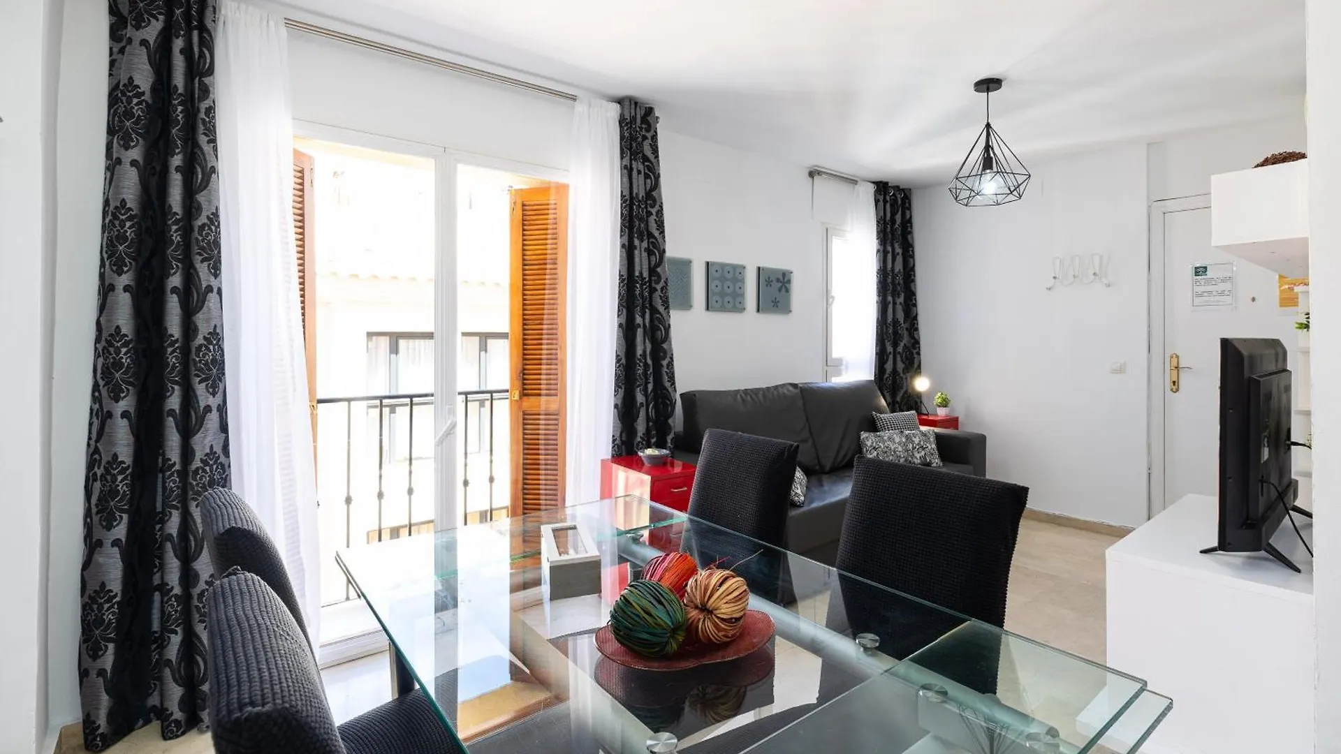 Holidays2Malaga Ancha Del Carmen Aacc, Lift, Wifi Malaga