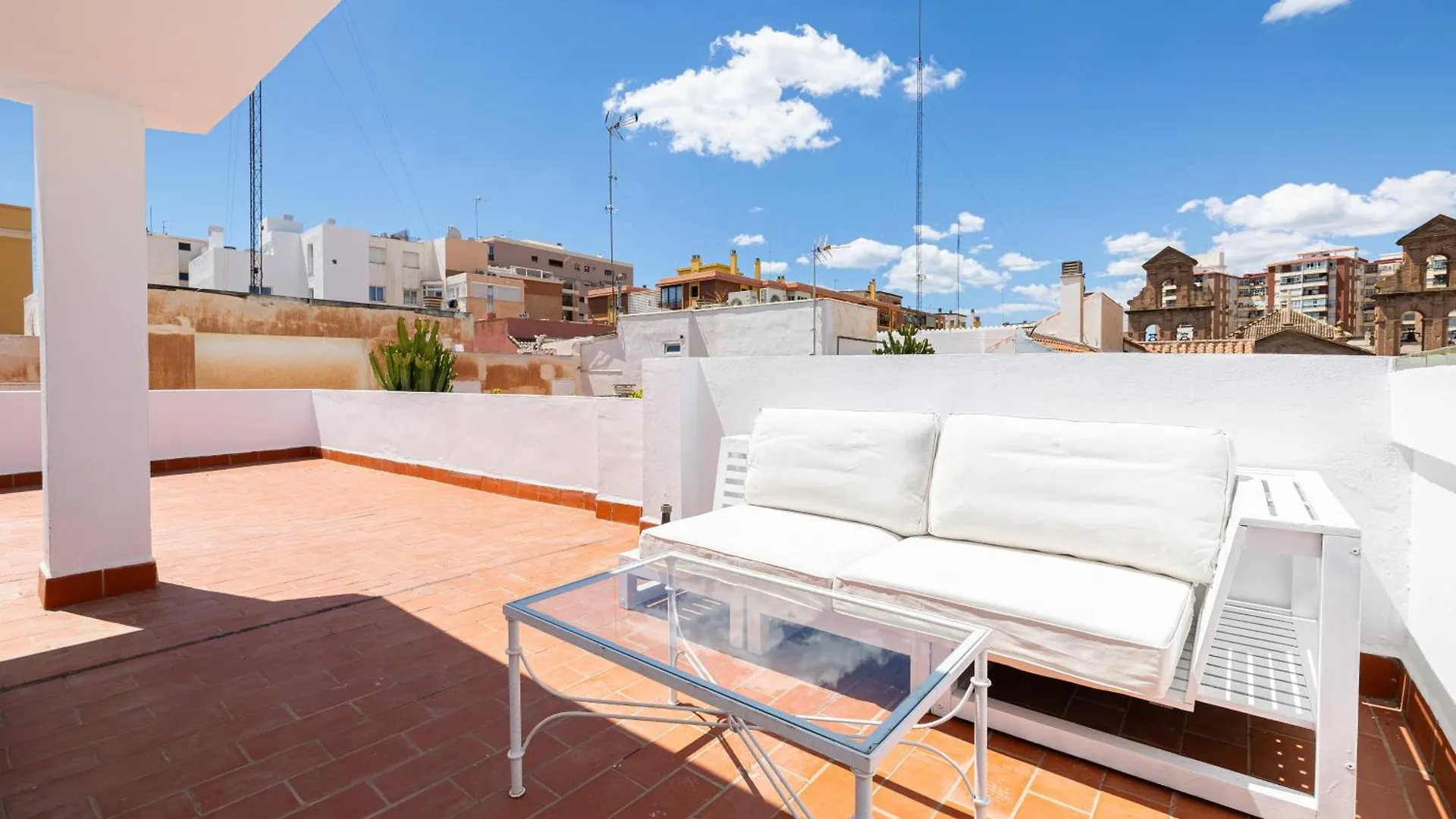 Holidays2Malaga Ancha Del Carmen Aacc, Lift, Wifi Apartment Malaga